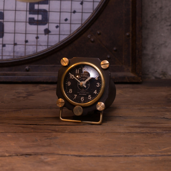Ａｌｔｉｍｅｔｅｒ Ｔａｂｌｅ Ｃｌｏｃｋ | 伊東屋オンラインストア
