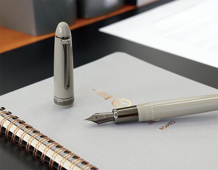 【新製品】セーラー　プロフィットブラックラスター万年筆 伊東屋限定「テミス万年筆」が登場しました