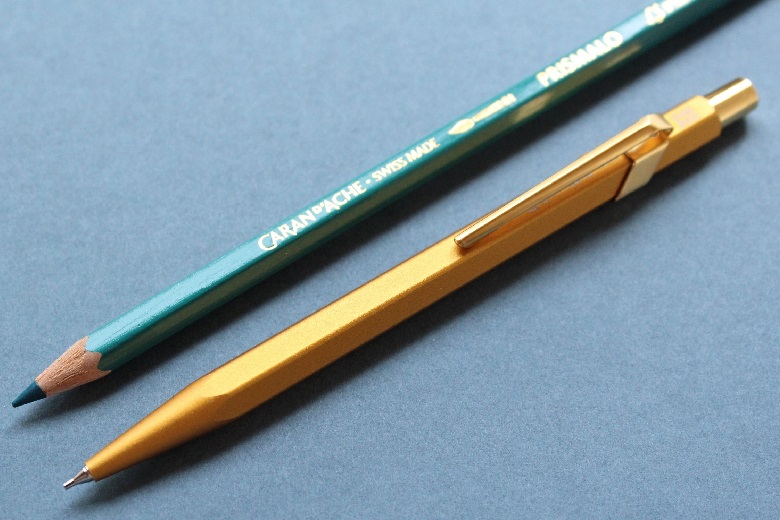 849プレミアム　色鉛筆とペンシル